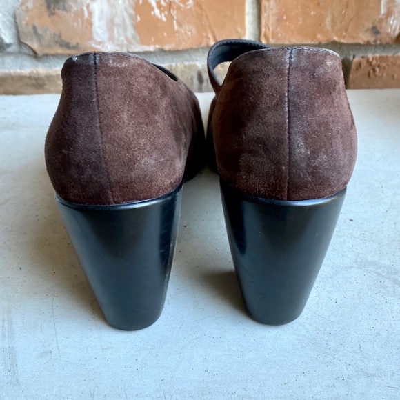 Dansko Brown Suede Chunky Heel Shoes - Picture 5 of 6